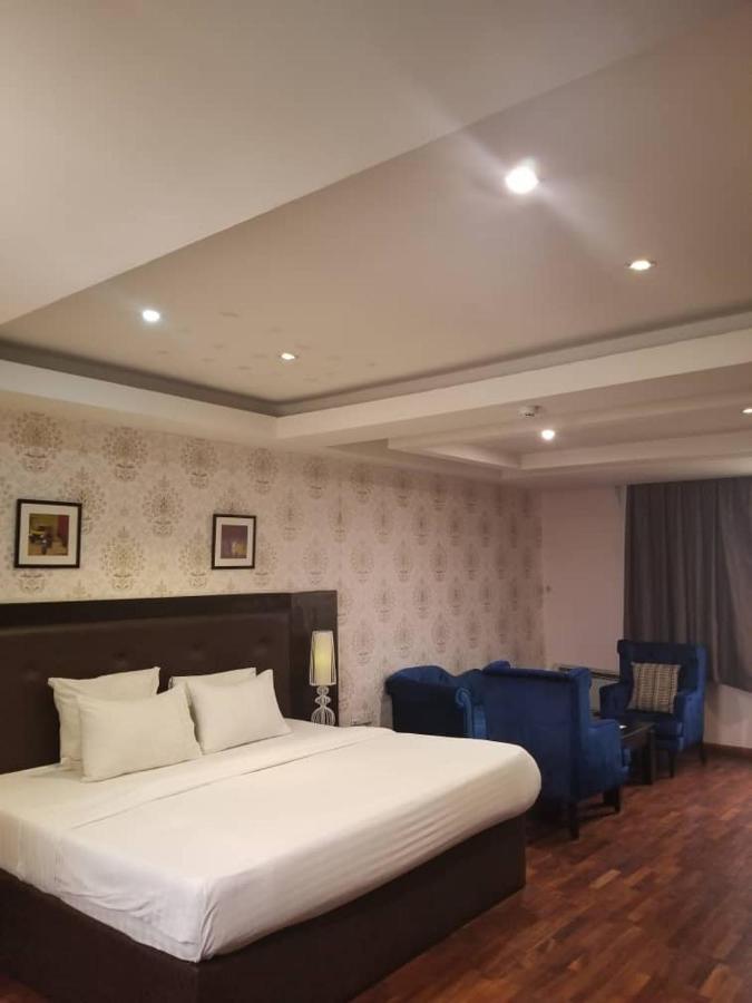 Tivoli Hotel Seafront Ikoyi Aliayabiagba Exterior foto