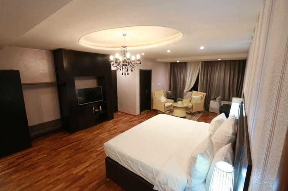 Tivoli Hotel Seafront Ikoyi Aliayabiagba Exterior foto
